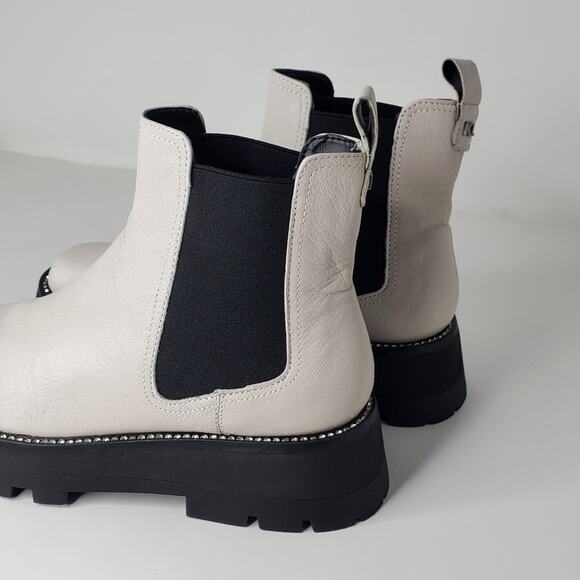 Karl Lagerfeld Paris Mayde Women's leather rhinestone white Chelsea boots Size 8 - Picture 4 of 13